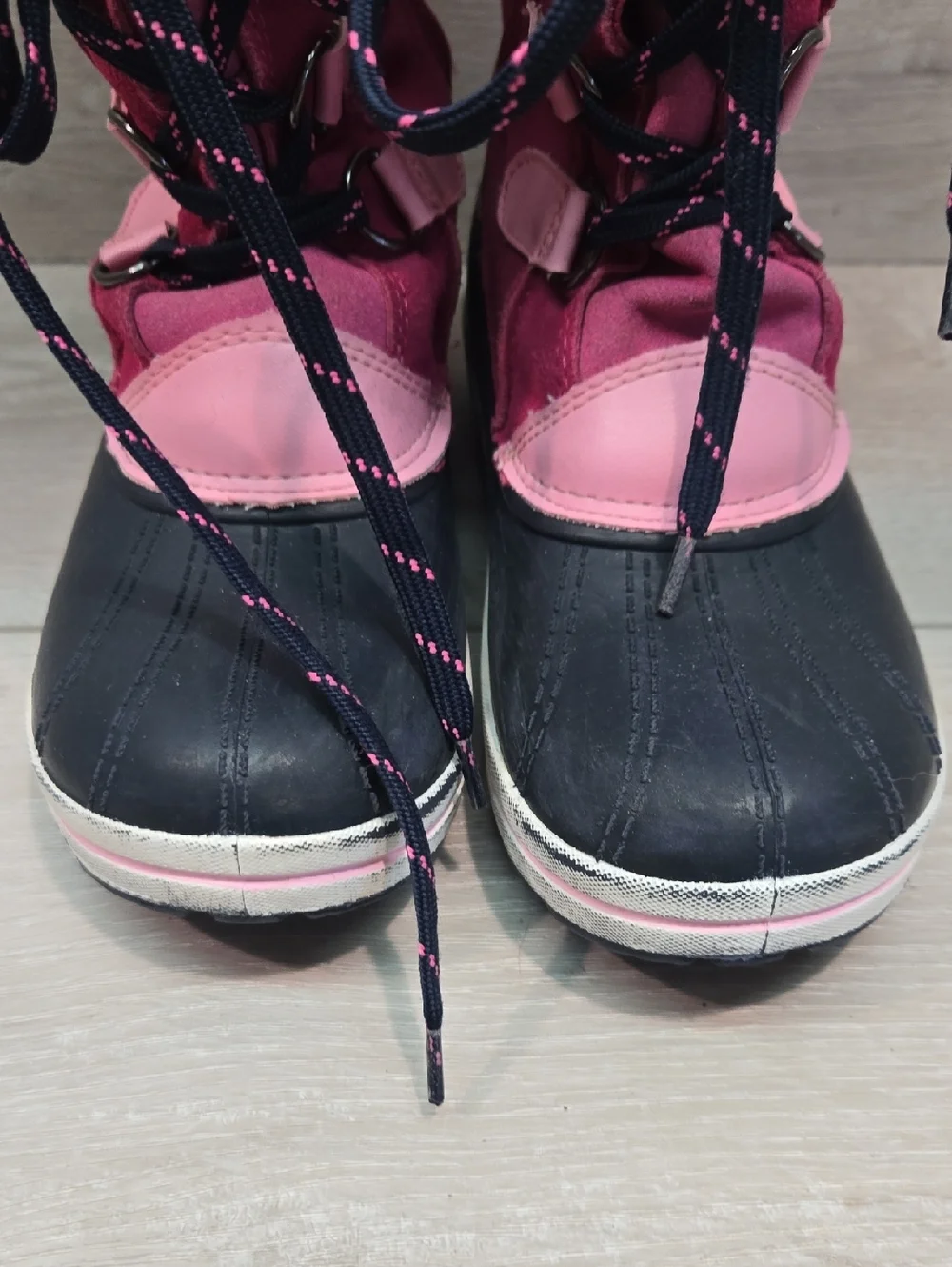 Ozark Trail Big Girl 3M Thinsulate Water Resistant 200gr Winter Boots Shoes Sz 3